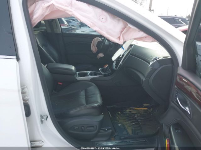 Cadillac SRX Luxury Collection Image 7