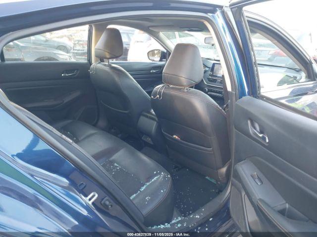 Nissan Altima 2.5 Sr Image 14