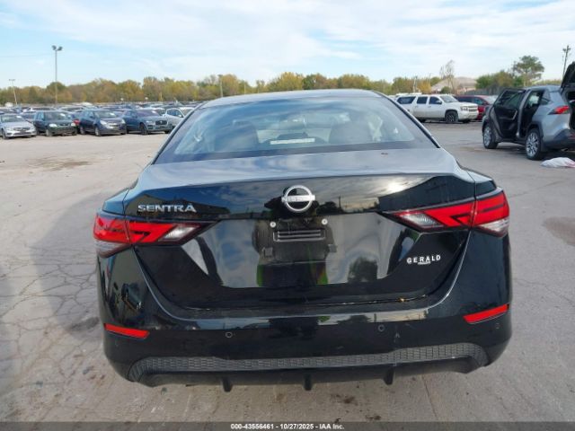 Nissan Sentra S Image 12