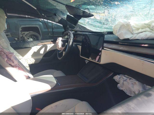 Tesla Model X Long Range Image 5