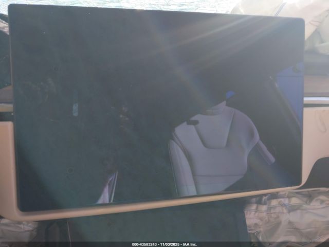 Tesla Model X Long Range Image 15