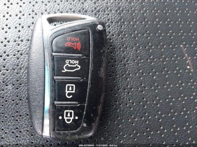 Hyundai SANTA FE Sport 2.0t Image 10