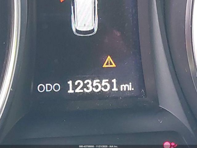 Hyundai SANTA FE Sport 2.0t Image 14