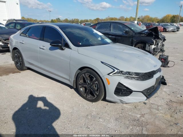 Kia K5 Gt-line Image 1