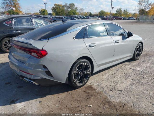 Kia K5 Gt-line Image 7