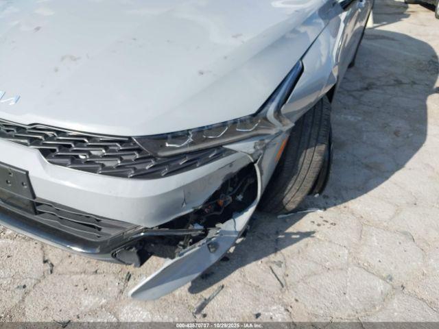 Kia K5 Gt-line Image 16