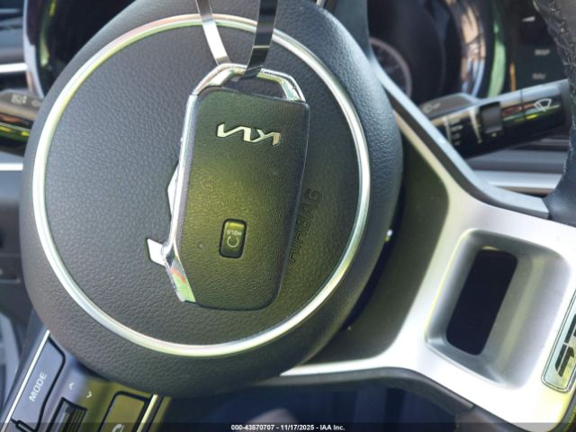 Kia K5 Gt-line Image 9