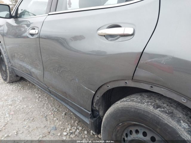 Nissan Rogue S Image 6