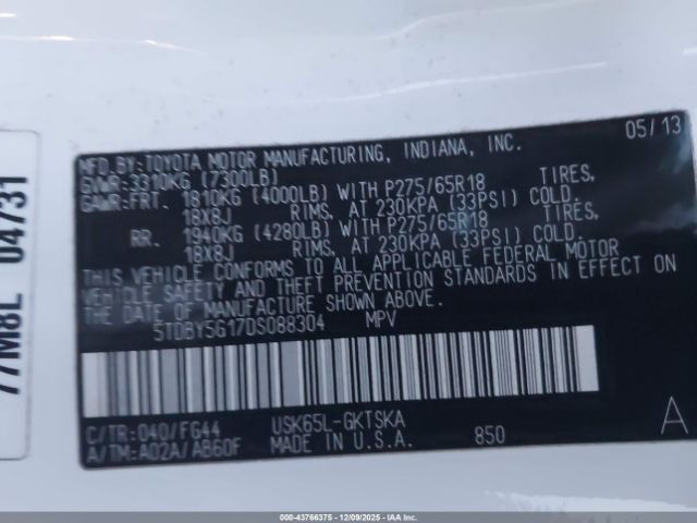 Toyota Sequoia Sr5 5.7l V8 Image 13