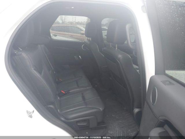 Land Rover Discovery Se Image 16
