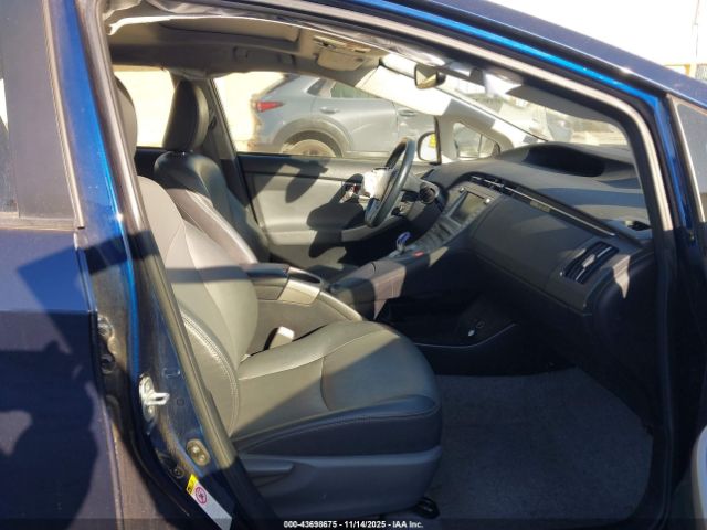 Toyota Prius Four Image 2