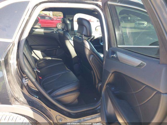 Lincoln MKC Reserve Image 3