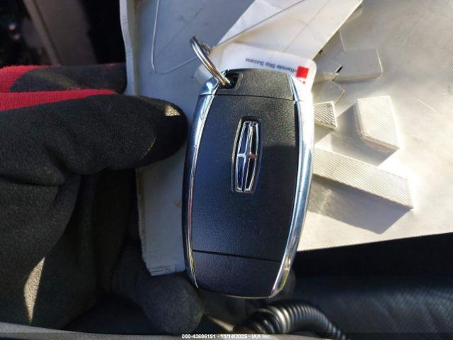 Lincoln MKC Reserve Image 7