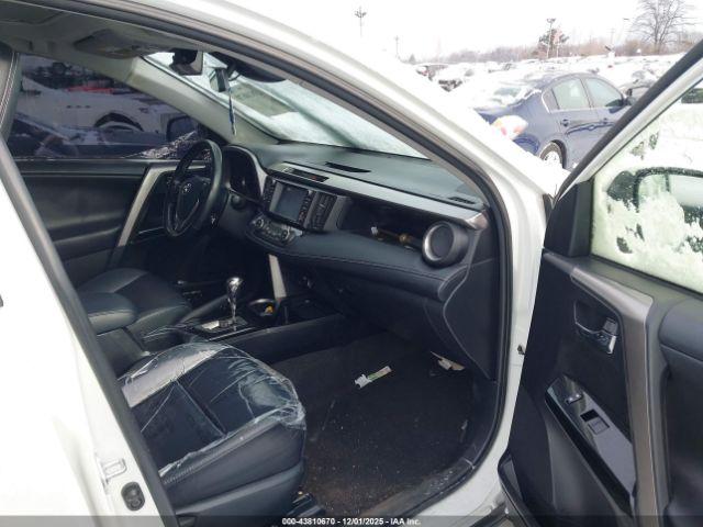 Toyota RAV4 Limited Image 2