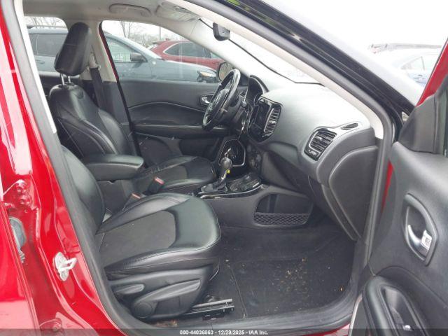 Jeep Compass Altitude 4x4 Image 3