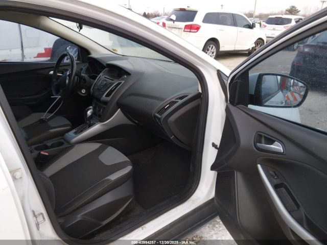 Ford Focus Se Image 10