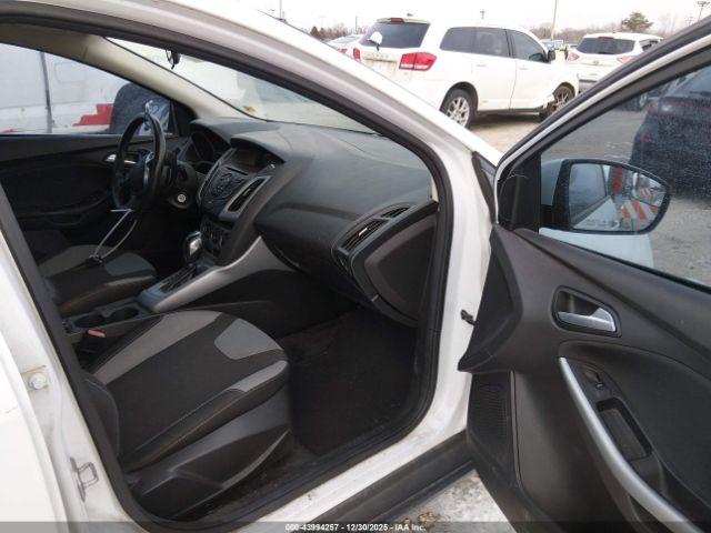 Ford Focus Se Image 10