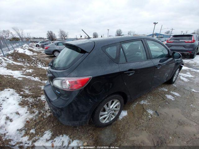 Mazda Mazda3 I Touring Image 3