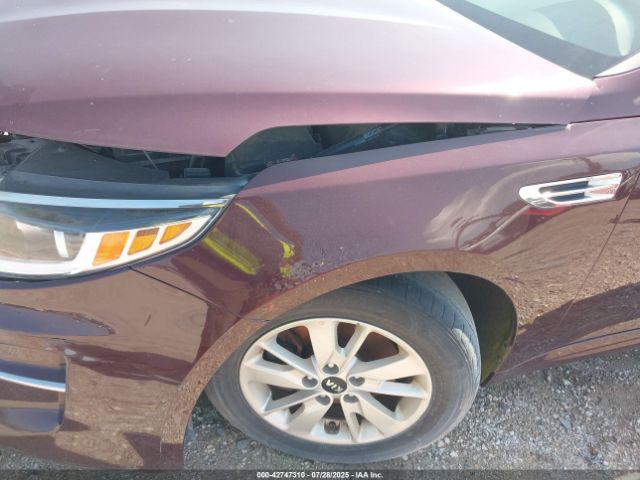 Kia Optima Lx Image 12