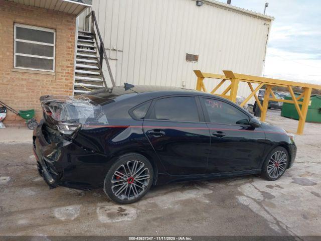 Kia Forte Gt Image 14