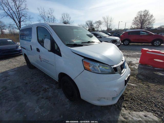  Salvage Nissan Nv
