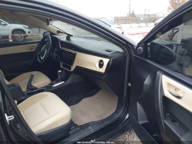 Toyota Corolla Le Image 8