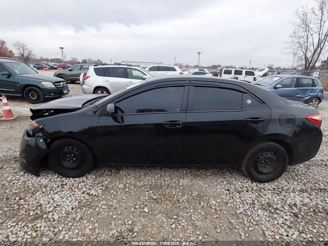 Toyota Corolla Le Image 11