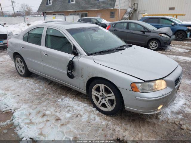  Salvage Volvo S60