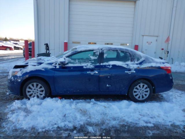 Nissan Sentra S Image 2