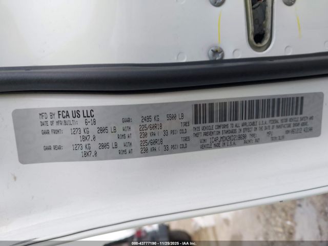 Jeep Cherokee Limited 4x4 Image 12