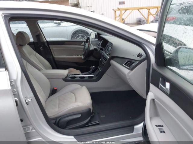 Hyundai SONATA Sport Image 9