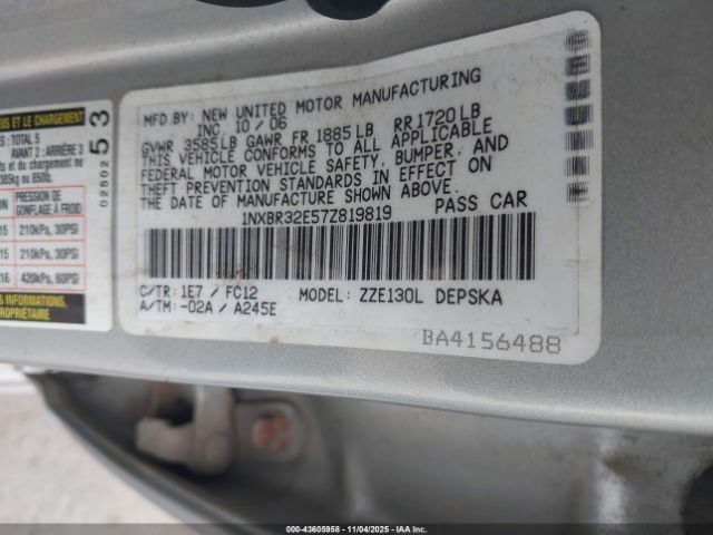 Toyota Corolla S Image 14