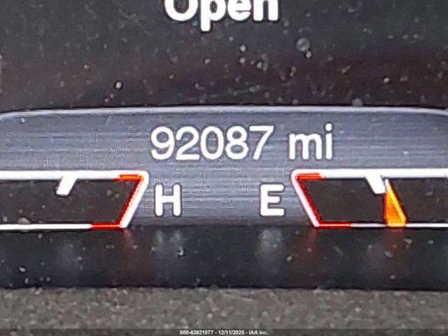 Jeep Cherokee Limited Image 11