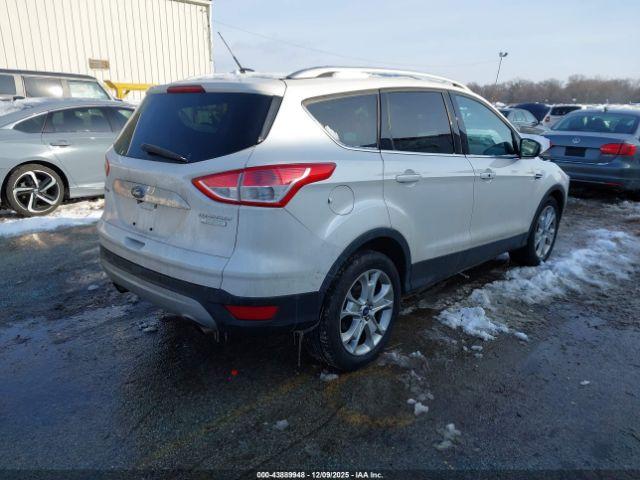 Ford Escape Titanium Image 4