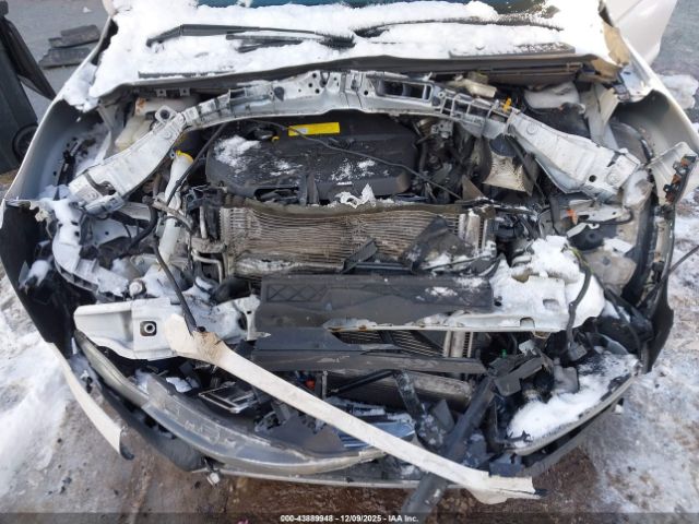 Ford Escape Titanium Image 8