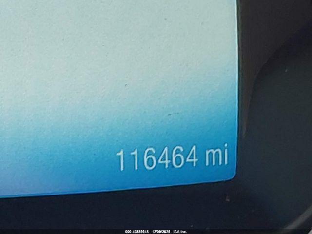 Ford Escape Titanium Image 12