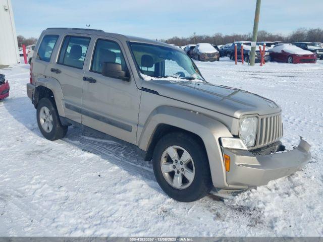  Salvage Jeep Liberty