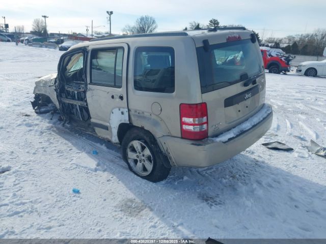 Jeep Liberty Sport Image 5