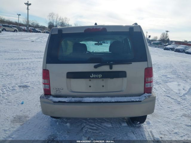 Jeep Liberty Sport Image 10