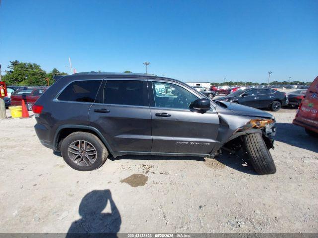 Jeep Grand Cherokee Limited 4x4 Image 15
