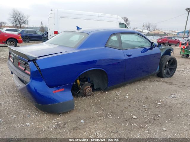 Dodge Challenger Image 3