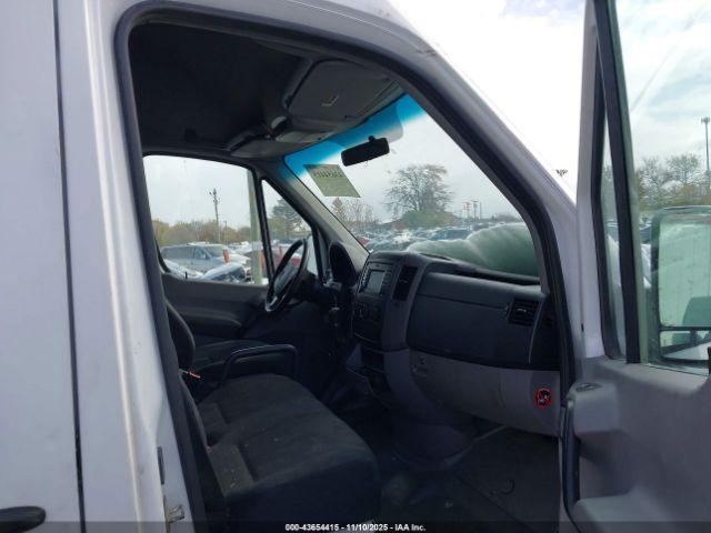 Mercedes-Benz Sprinter 2500 High Roof Image 13