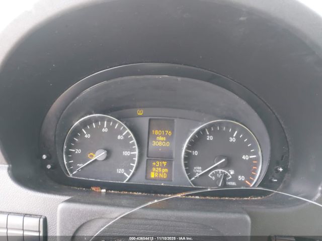 Mercedes-Benz Sprinter 2500 High Roof Image 9