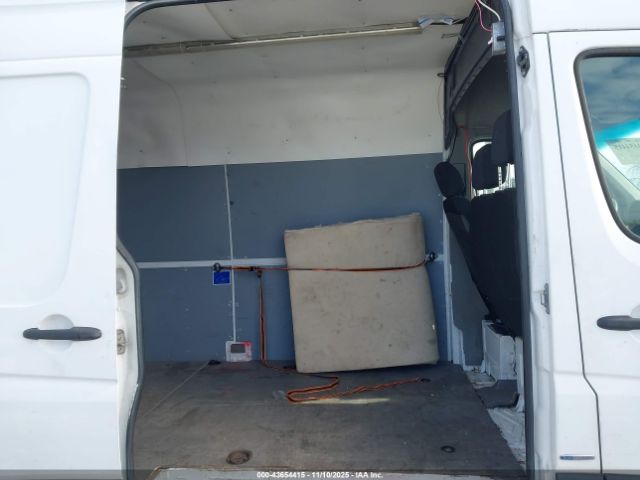 Mercedes-Benz Sprinter 2500 High Roof Image 7