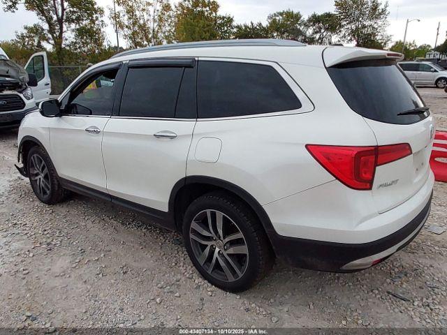 Honda Pilot Touring Image 2