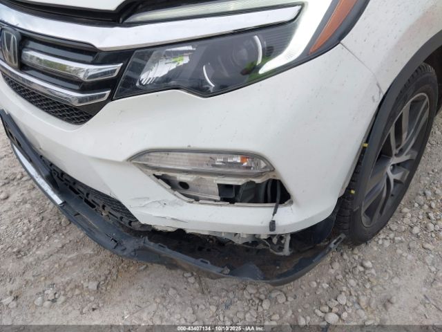 Honda Pilot Touring Image 16