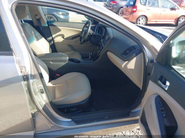 Kia Optima Ex Image 9