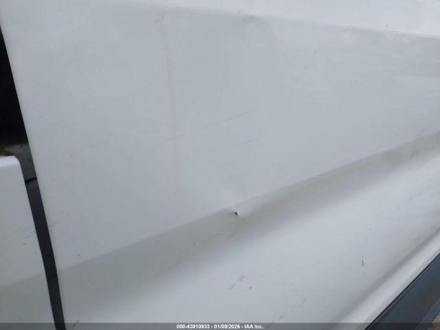 Ford Transit Image 2