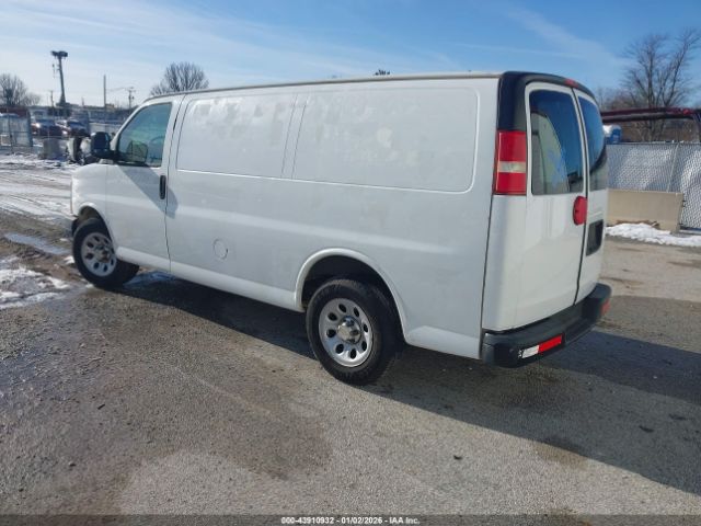 Chevrolet Express Work Van Image 15