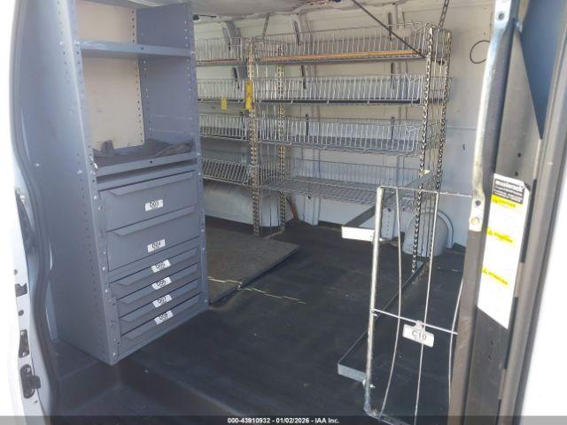 Chevrolet Express Work Van Image 4